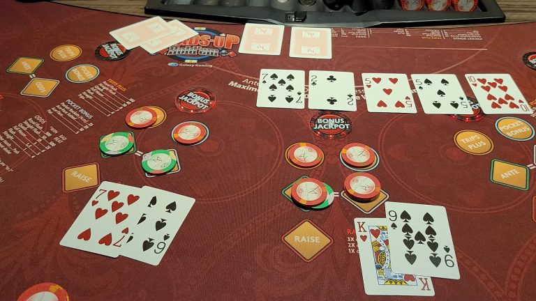 Почему карточные игры в онлайн-казино так популярны